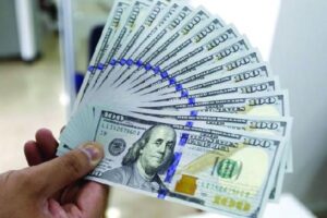 Nằm mơ thấy tiền đô đánh con gì